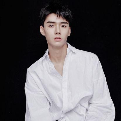 王大发爆料龚俊视频,揭秘明星幕后故事  第1张